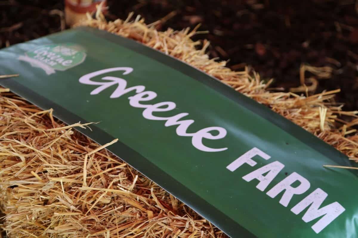greene-farm-hay-bales